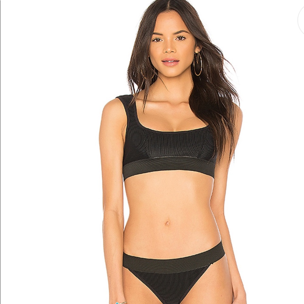 NWT Frankie’s Bikinis Drew Set
